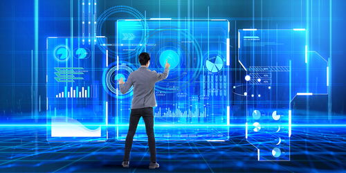 2022年地產(chǎn)行業(yè)人才格局劇變 兩類地產(chǎn)人徹底落伍，數(shù)據(jù)處理服務(wù)崗位年入百萬成常態(tài)